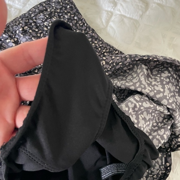 Free people movement cheetah print workout shorts - Picture 9 of 10